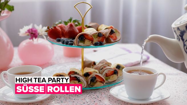 go to High Tea Party: Süße Röllchen