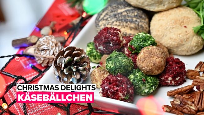 go to Christmas Delights: Käsebällchen